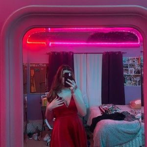 Meet your Posher, Carly